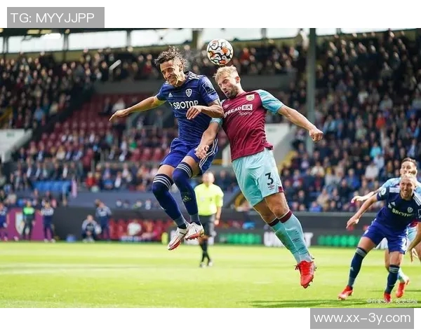 热刺迎战利兹联首发阵容公布西蒙斯特尔库杜斯出战帕利尼亚参赛