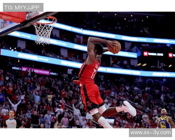 乌度卡确认亚当斯缺席对阵爵士伊森出战待定其他队员状态良好